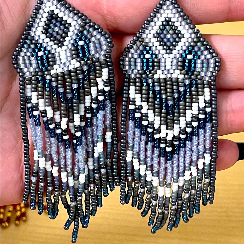 Beaded fringe earrings in grey and blue - Picture 1 of 2